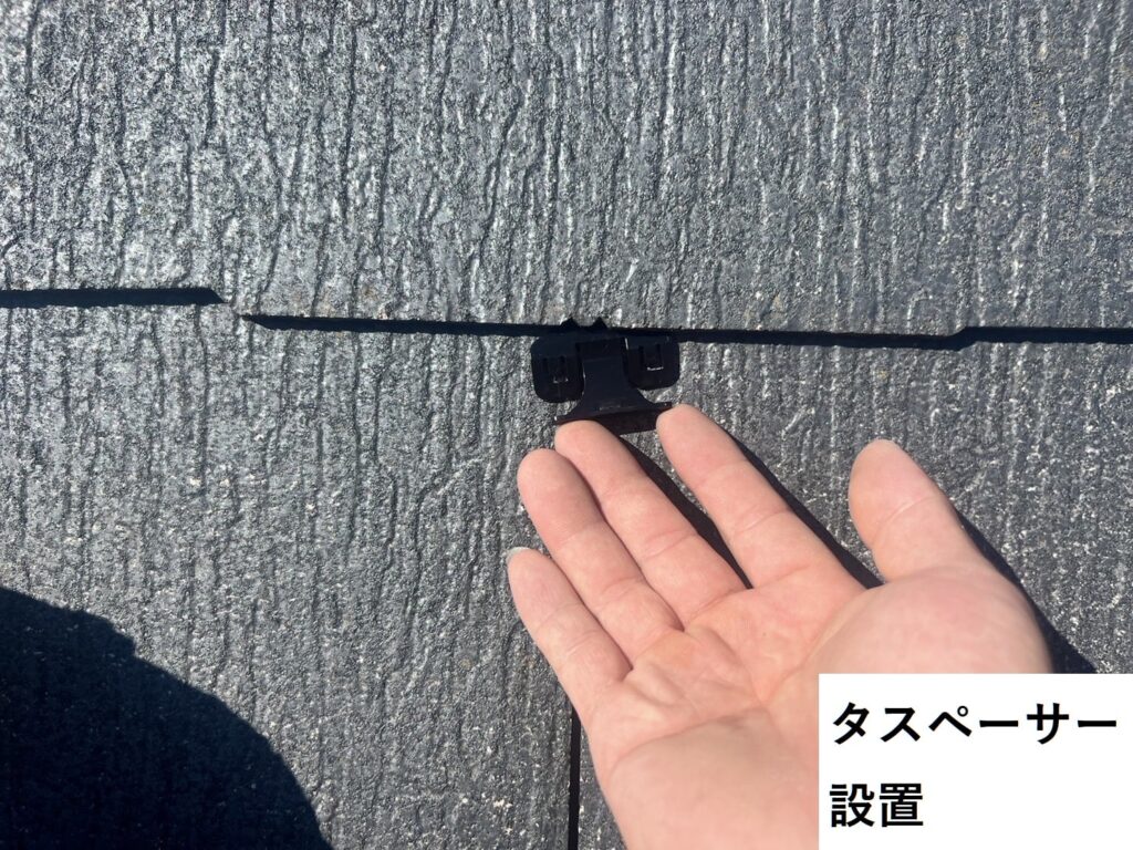 東京都葛飾区　屋根タスペーサー設置