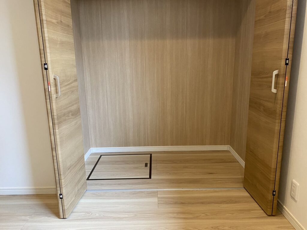 千葉県市川市＿押入れ中段設置前②