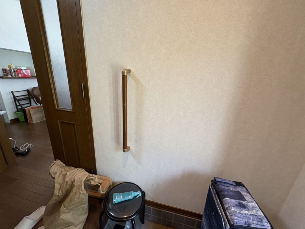 千葉県山武市＿玄関手すり設置