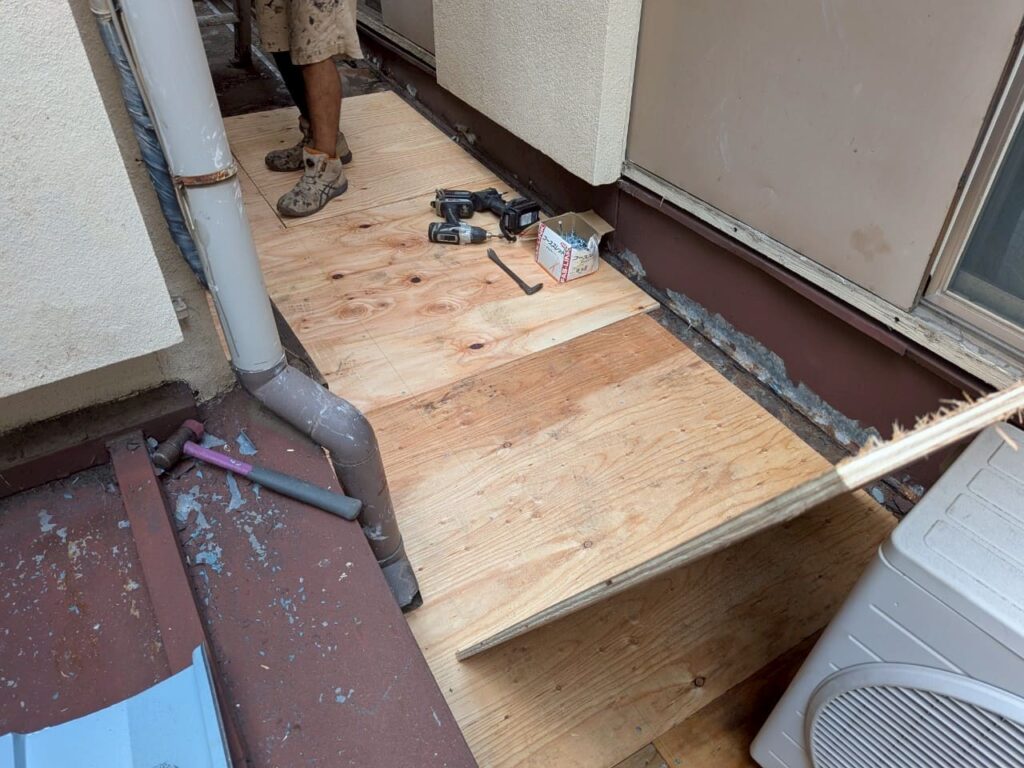 東京都墨田区＿下地構造用合板設置