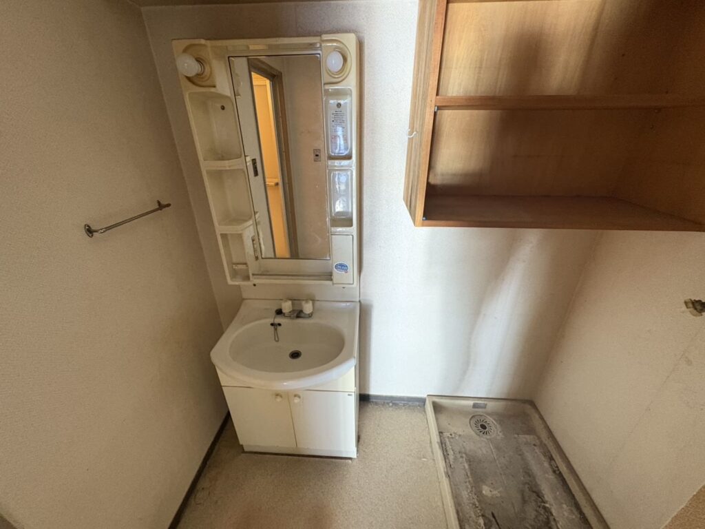 東京都墨田区＿洗面所工事前