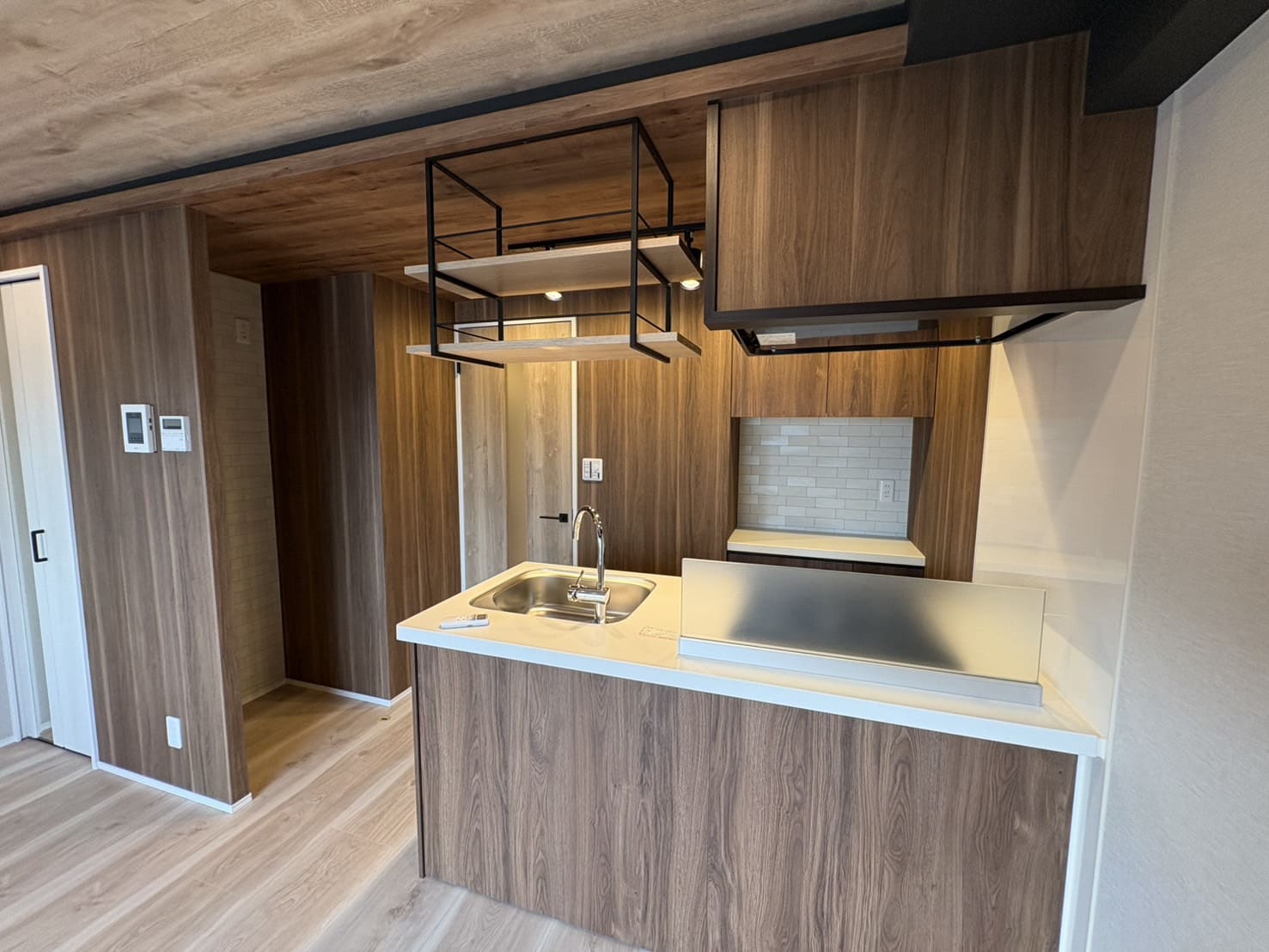 対面式のシステムキッチンに交換